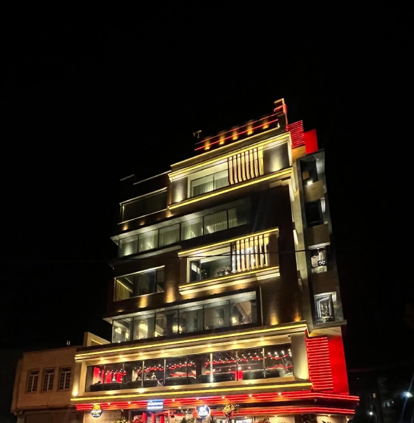 کافه اوکی لانژ اردبیل