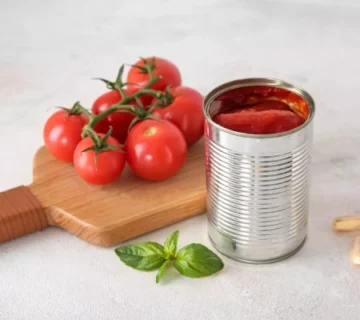 رب گوجه فرنگی قوطی 800 گرمی