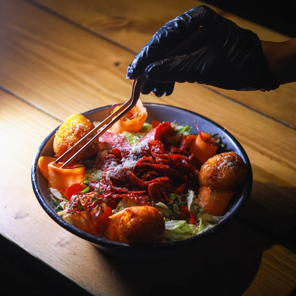 کافه آرامش خانه اصفهان