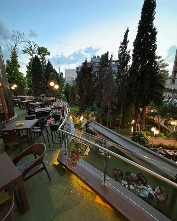 کافه فیل اصفهان شعبه هتل کوثر