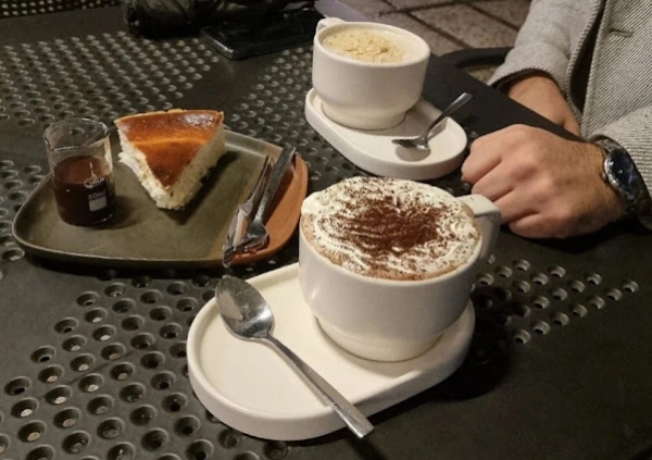 کافه پیرو گرگان