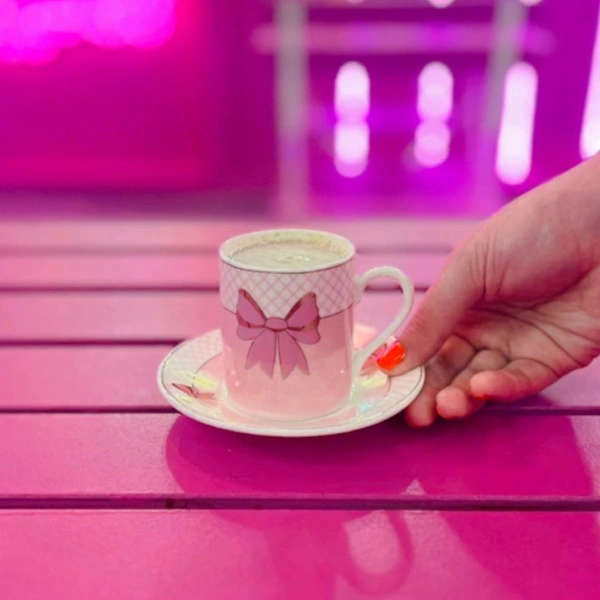 کافه صورتی گرگان