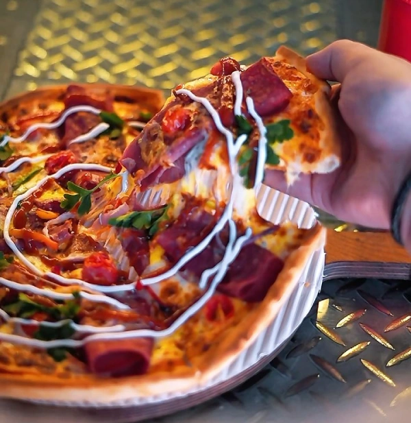 کافه هشتگ کیش هشتگ فود هال کیش