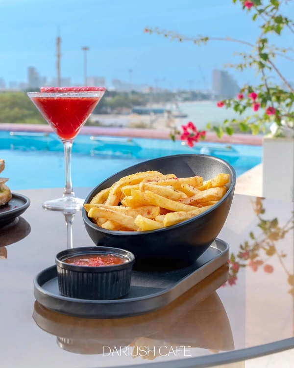 کافه داریوش کیش