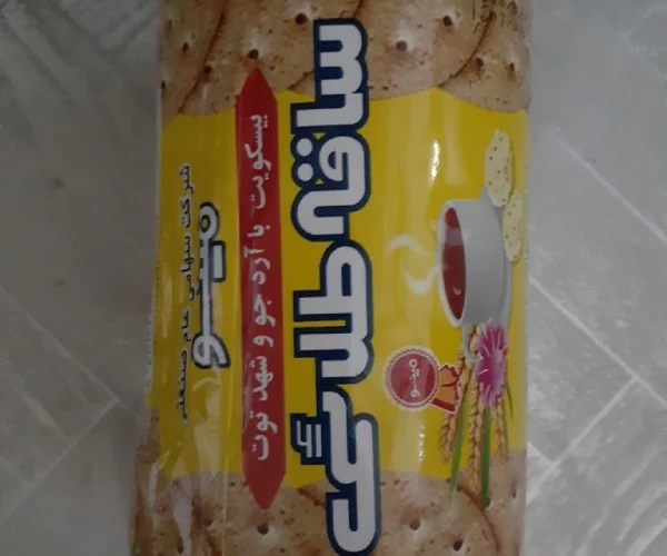 بیسکویت جو با شهد توت ساقه طلایی مینو ۱۹۰ گرمی